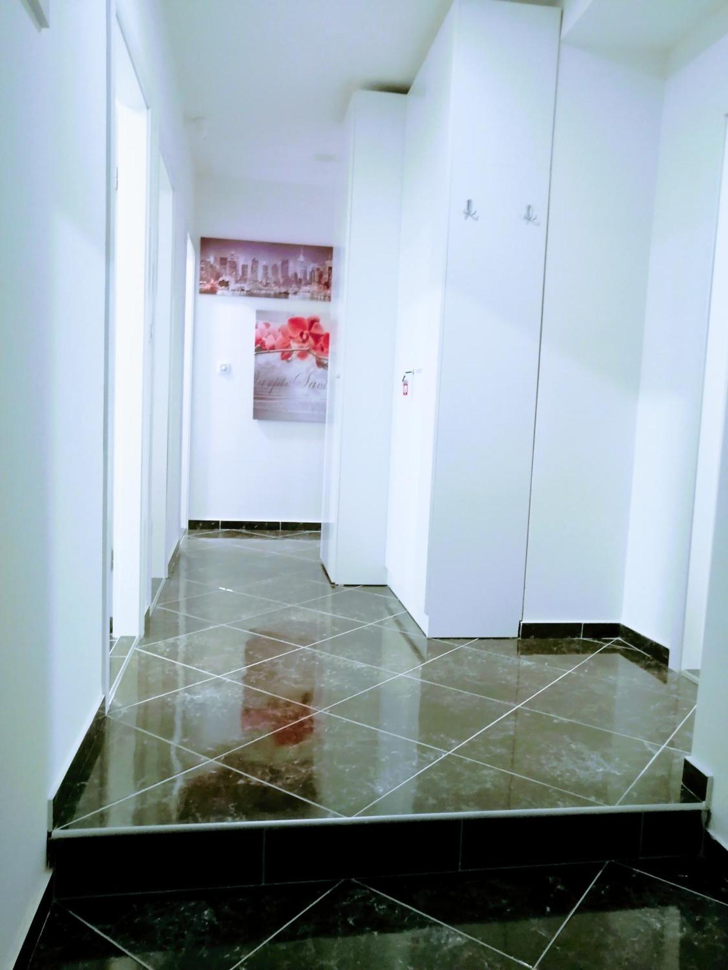 Pula Center - Studio Apartments Экстерьер фото